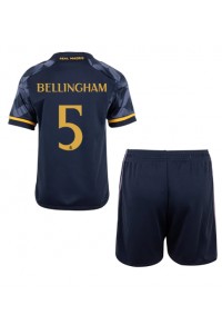 Real Madrid Jude Bellingham #5 Babyklær Borte Fotballdrakt til barn 2023-24 Korte ermer (+ Korte bukser)